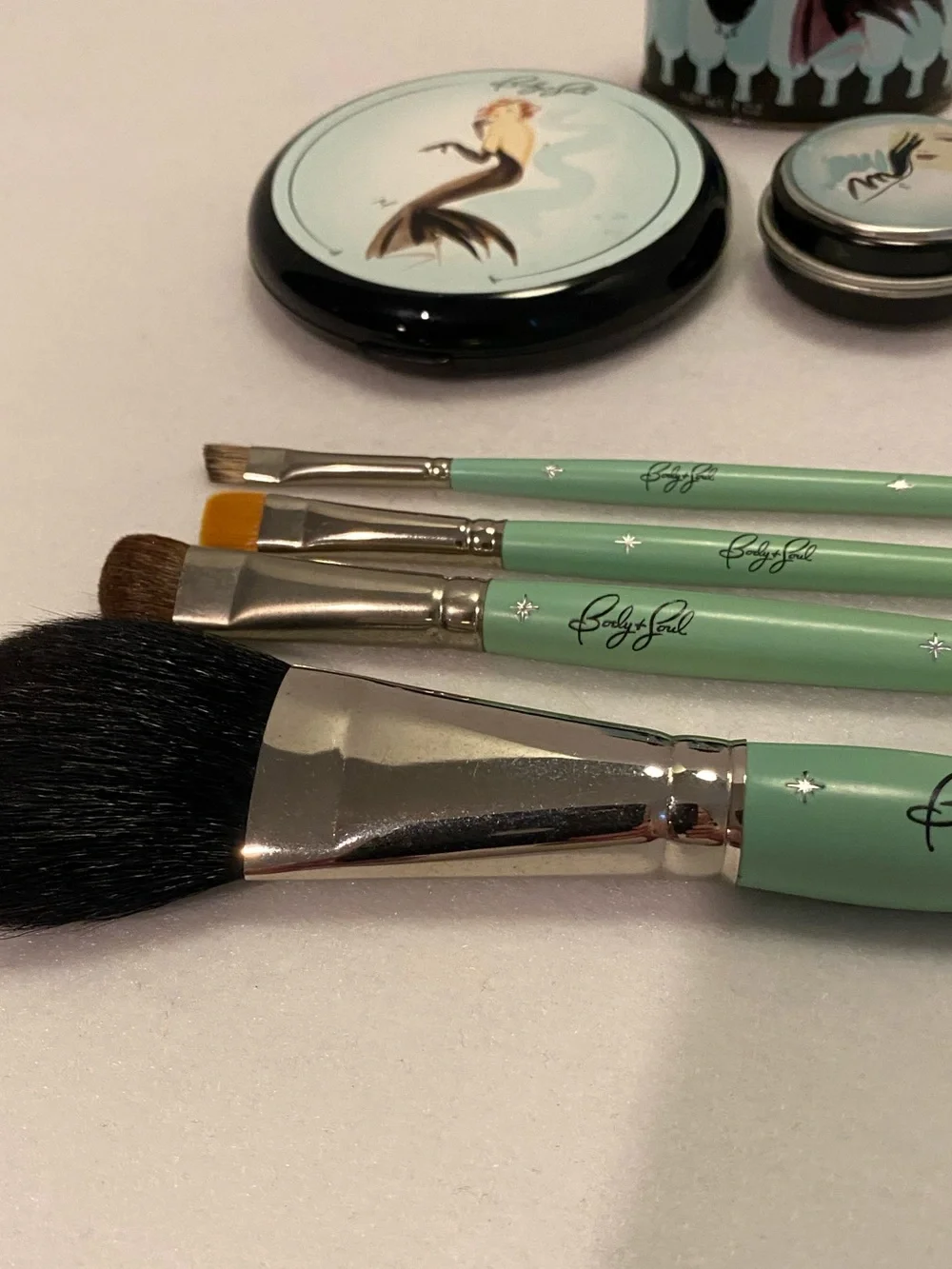 MinMakeup Brush Set & Face Powder